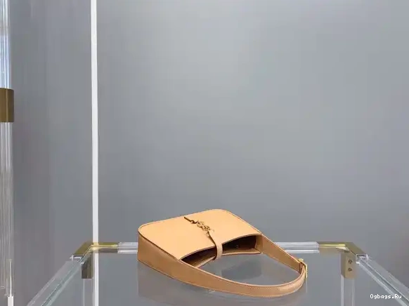 BAG LE À YSL HOBO 5 7 0604